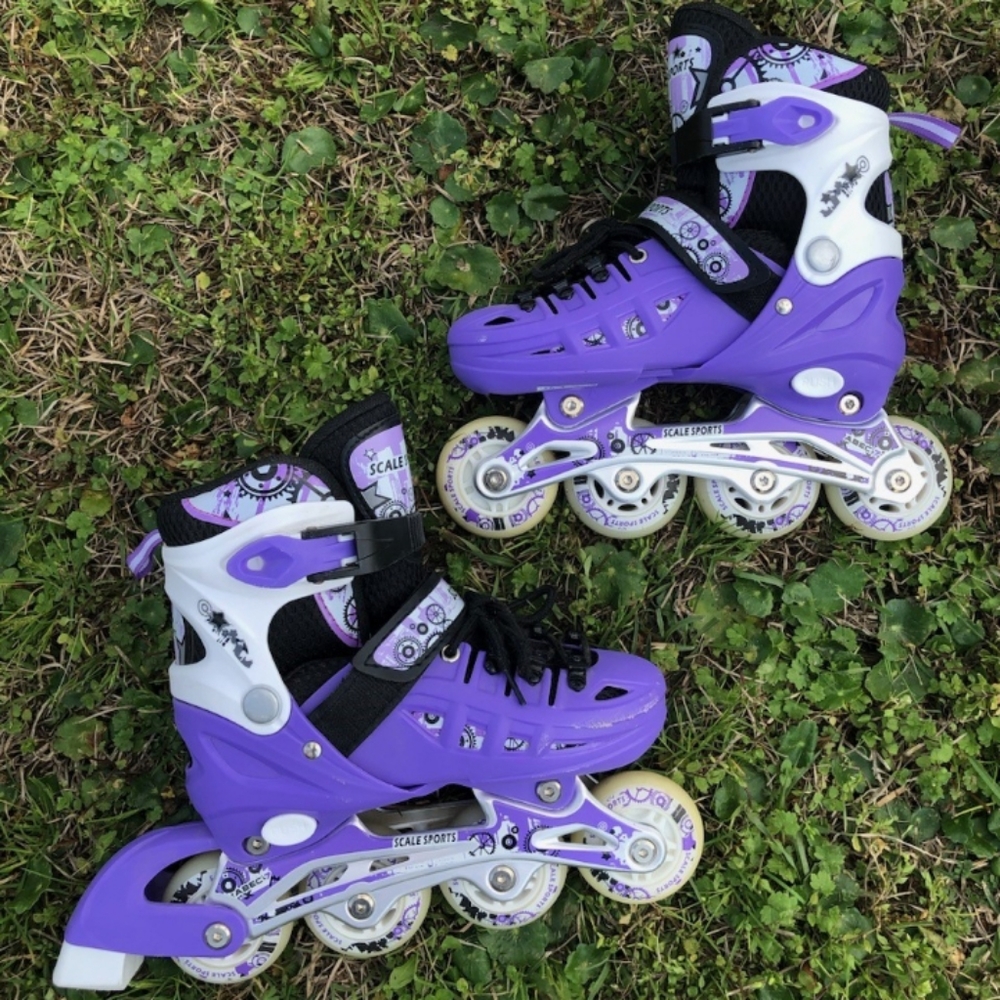Girl's adjustable size rollerblades 13.5 - 3